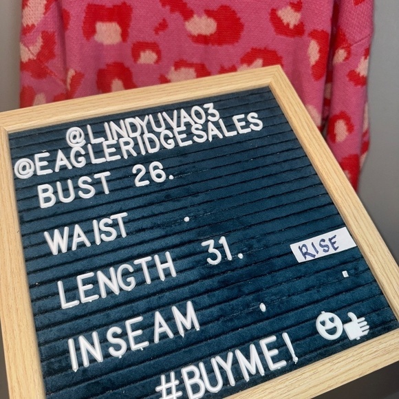 EUC Free As A Bird Bright Leopard Print Oversized Sweater Size Large - Picture 6 of 6